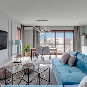 Stay-in Riverfront Lofts Гданьск