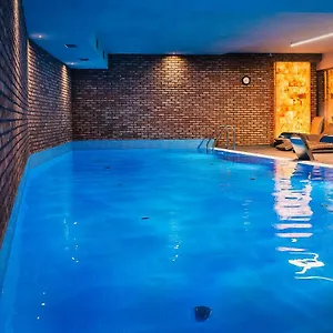 Hotel Almond Business & By Grano